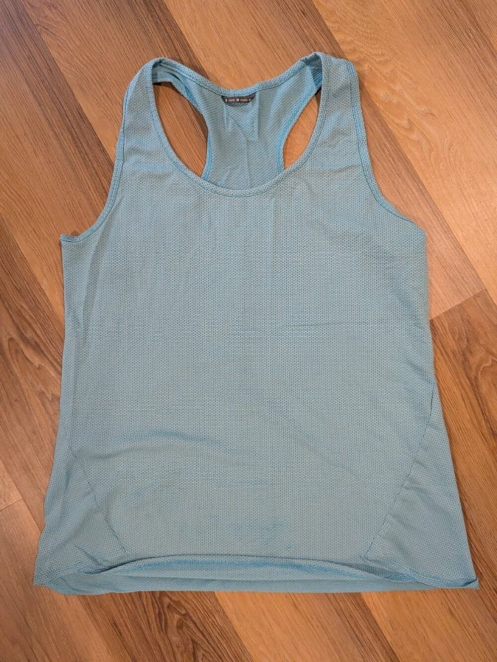Oiselle Flyout Tank